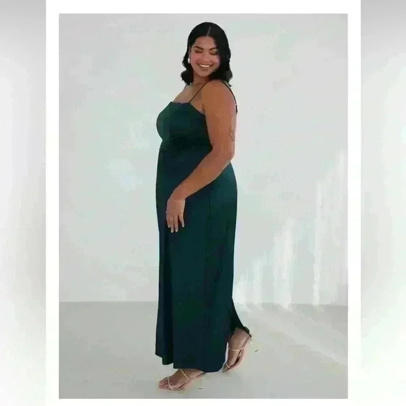 Park & Fifth | Maxine dress forest green size  XL unhemmed with added rosette - Picture 1 of 7